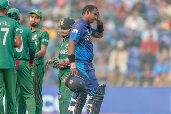 Мачът на Бангладеш и Шри Ланка от Световната купа по