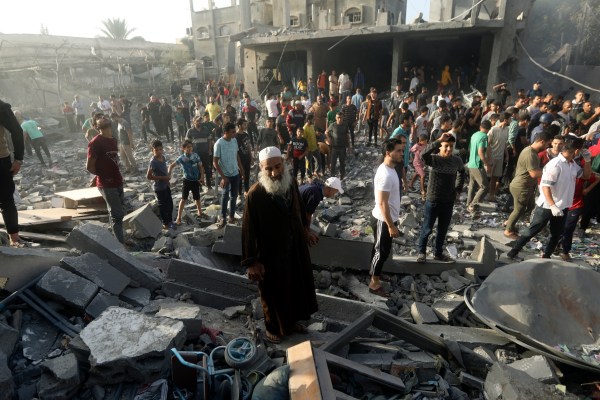 Ужасните сцени на смърт и разрушение в Газа напомнят че