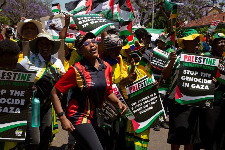 Manifestantes pró-Palestina marcham na África do Sul