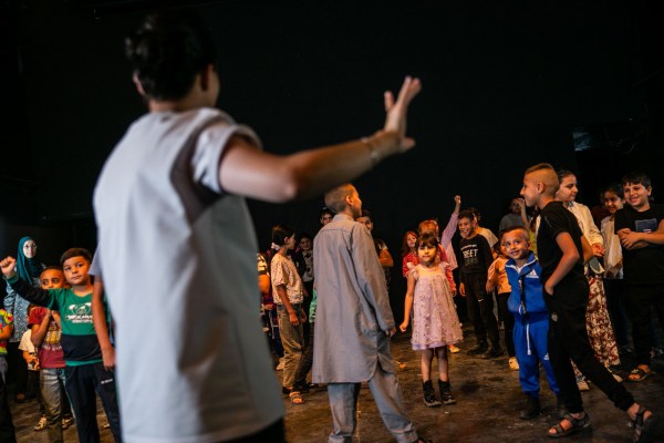 „Място за летене“ – Jenin Freedom Theatre стои предизвикателно сред израелските набези