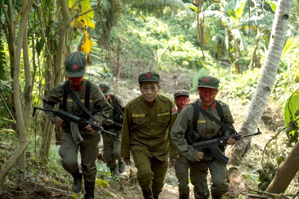 Филипинското правителство ще възобнови мирните преговори с комунистическите бунтовници в