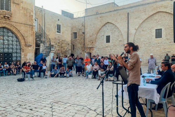 Старият град окупиран Източен Йерусалим – След като научиха че