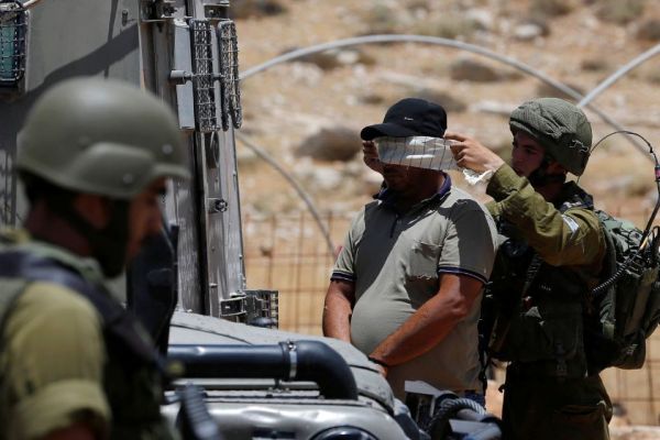 Защо толкова много палестинци са затворени в Израел?