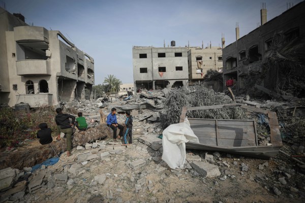 Централна ивица Газа – В град аз Завейда в централна Газа съседите
