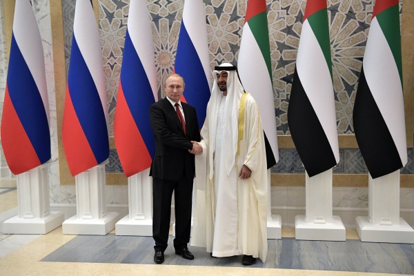 Путин ще посети Саудитска Арабия, ОАЕ с войната Израел-Хамас на дневен ред