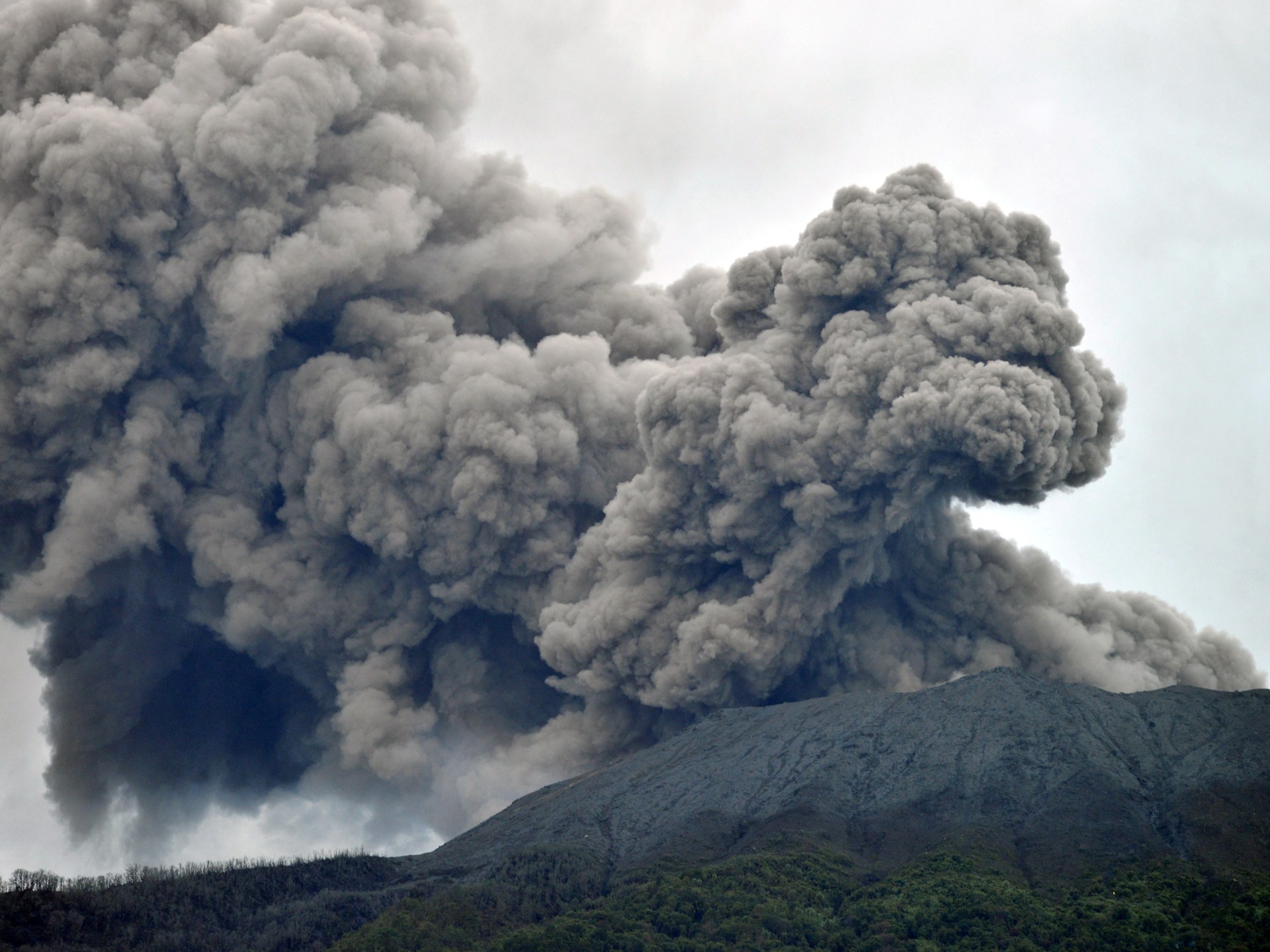 People killed and missing as Indonesian volcano erupts