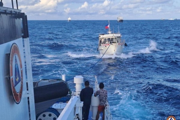 Филипините призоваха посланика на Китай след конфронтации в Южнокитайско море