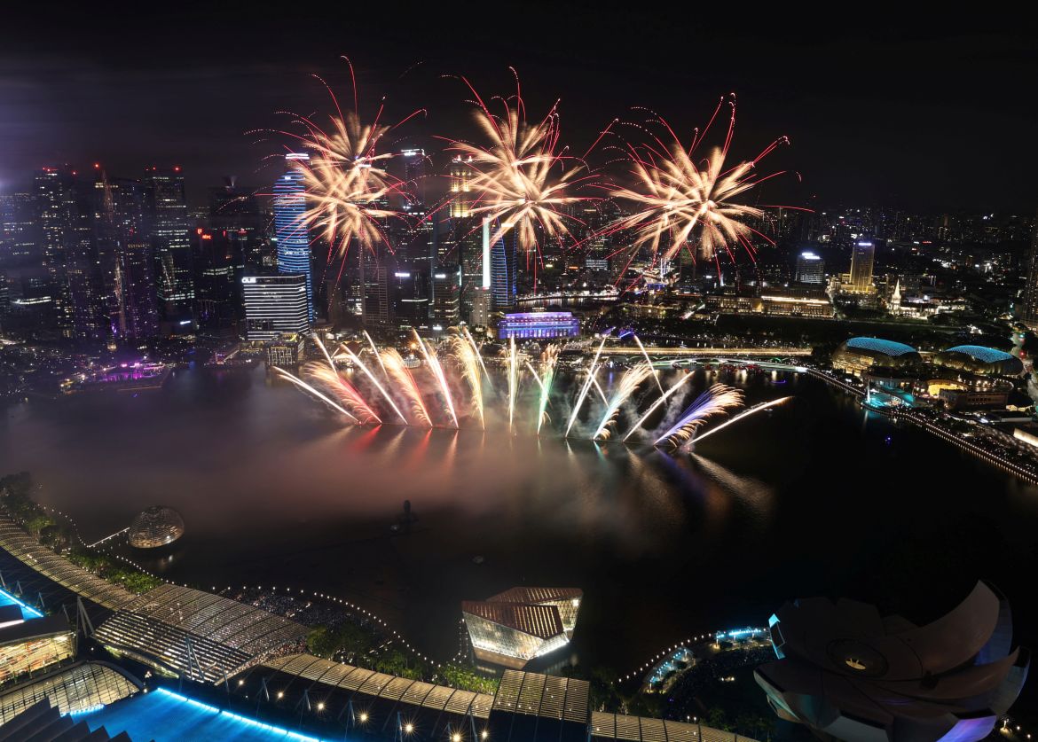 Fireworks explode over the Marina Bay ahead of the New Year celebrations in Singapore December 31, 2023.