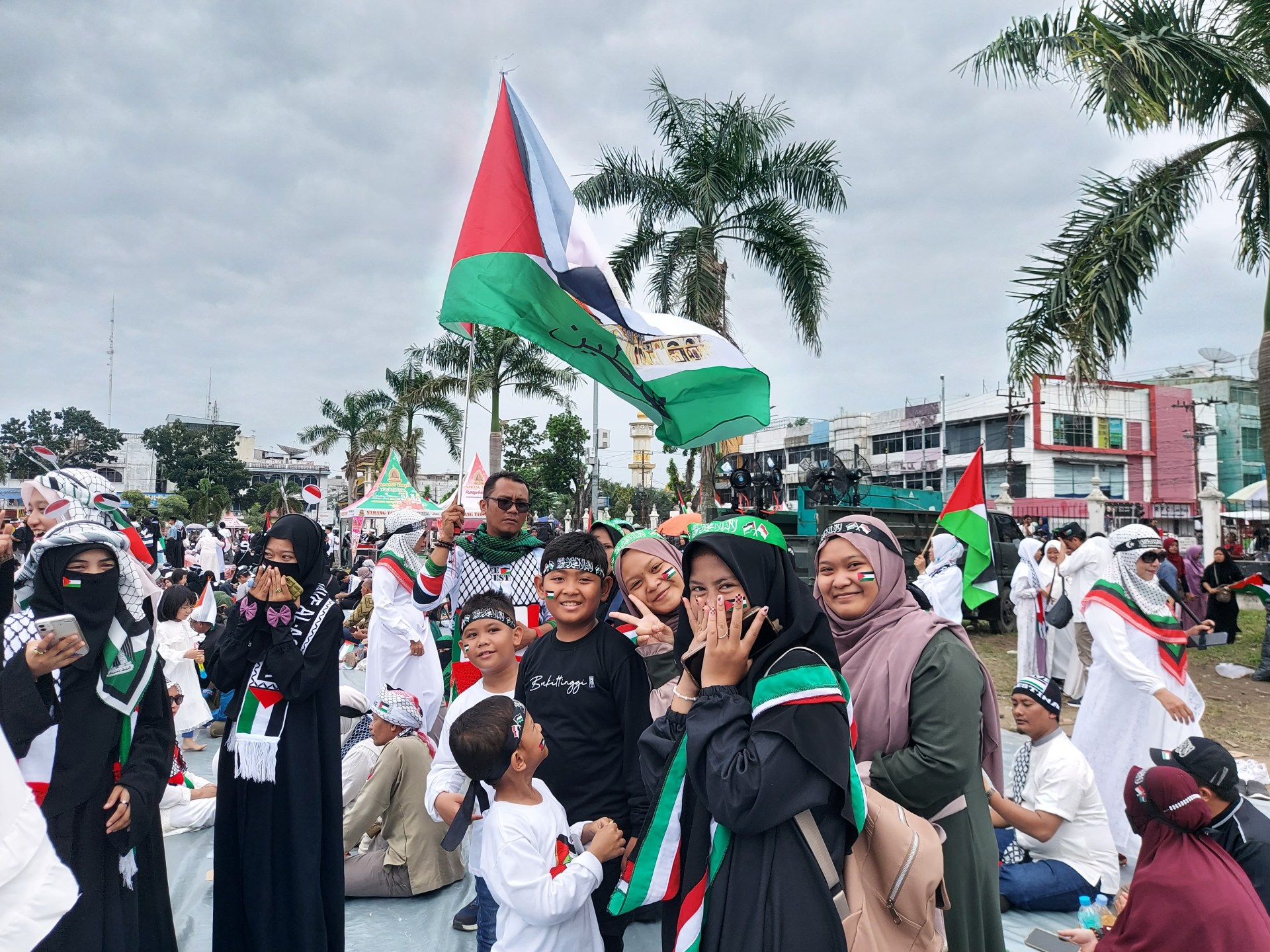 印度尼西亚人示威支持加沙巴勒斯坦人以色列-巴勒斯坦冲突的消息