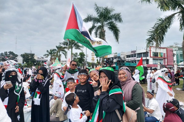 Индонезийци се събраха в подкрепа на палестинците в Газа