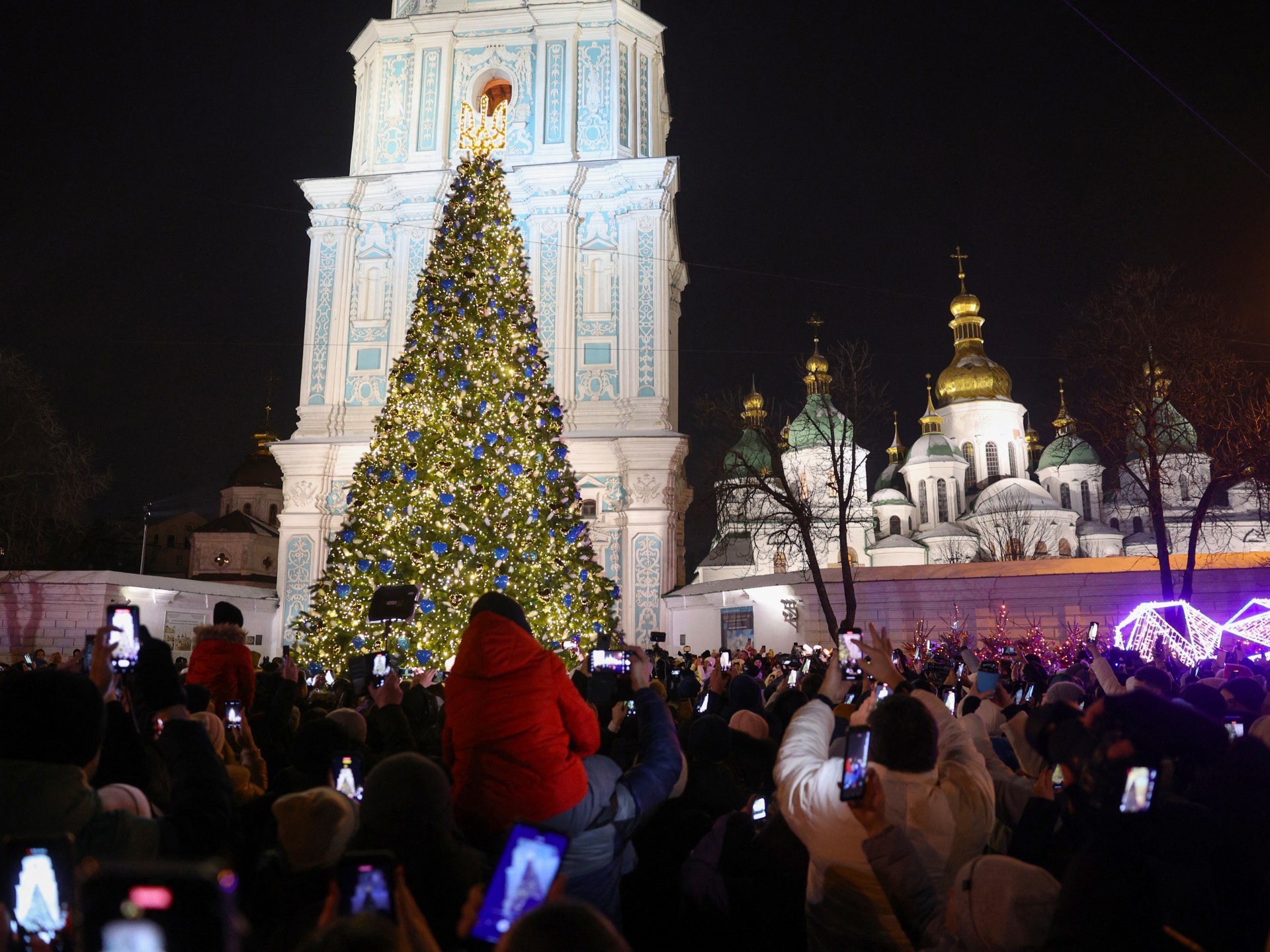 Die Ukraine wählt entgegen der russischen Tradition ein neues Datum für Weihnachten  Religionsnachrichten