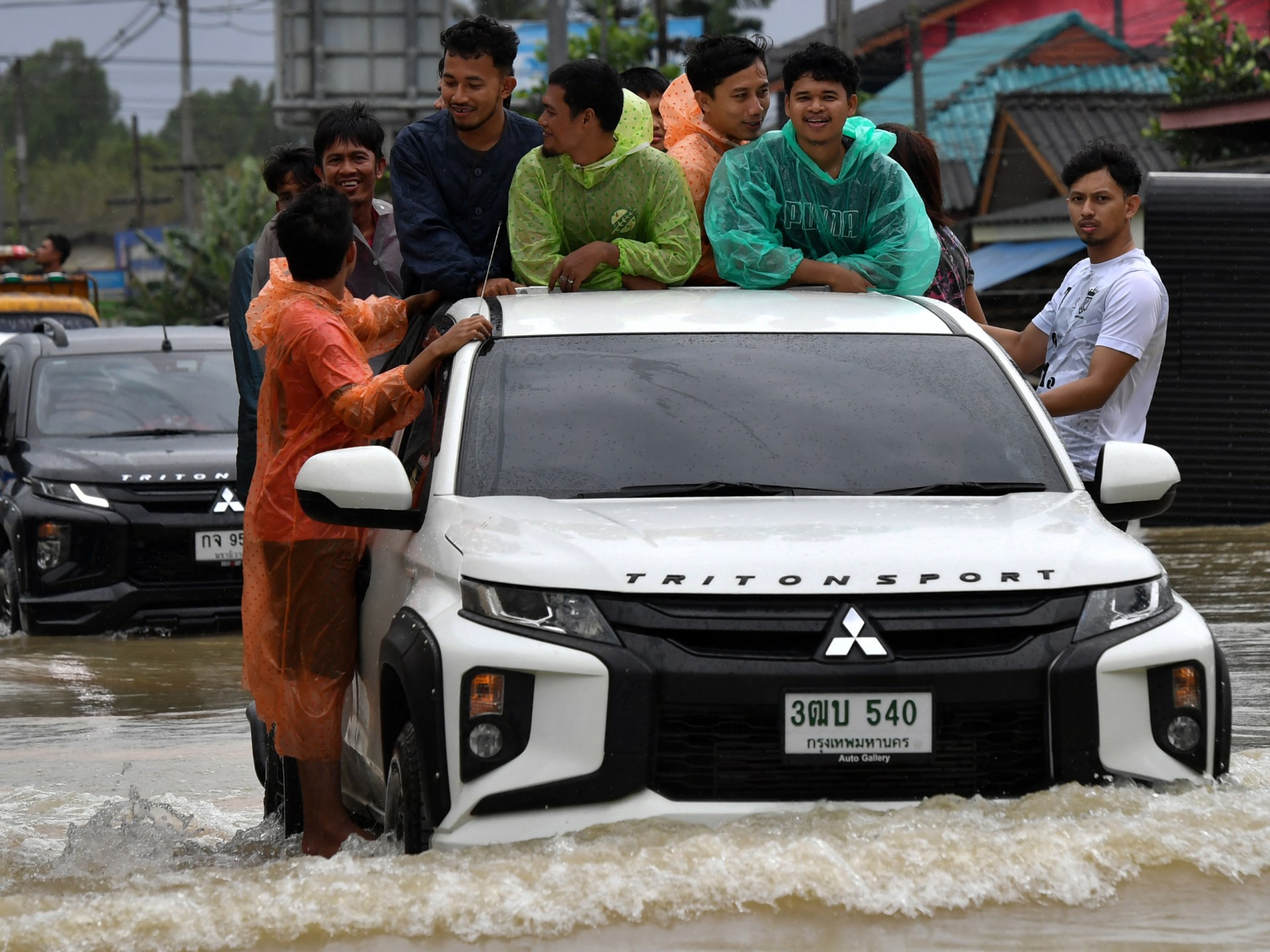 Tens of thousands affected as severe flooding hits Thailand’s south | Floods News
