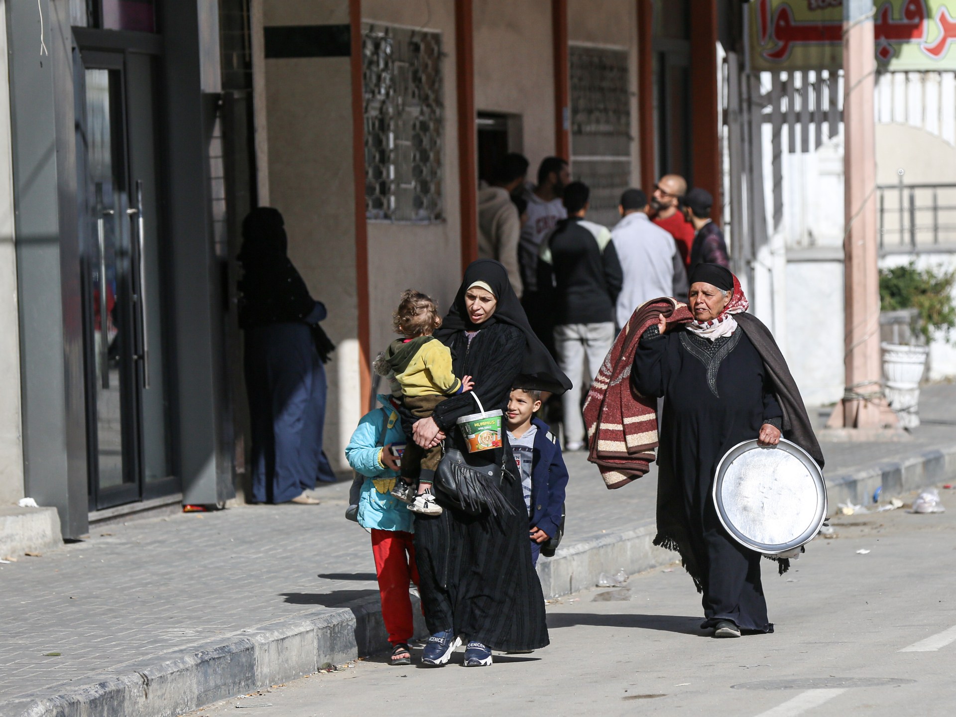 Palestinians flee homes in central Gaza after Israeli evacuation order | Israel-Palestine conflict News