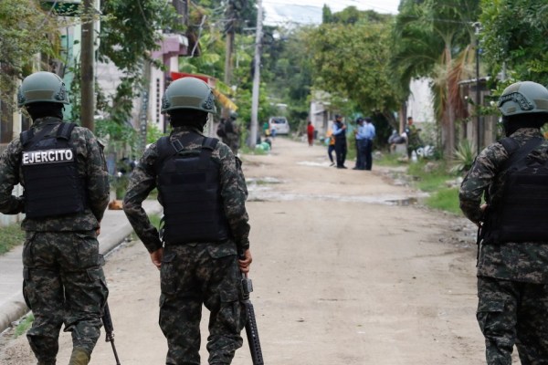 Извънредното положение в Хондурас застрашава невинни животи