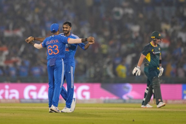 Индия победи серия T20 срещу Австралия, за да облекчи болката от Световната купа по крикет
