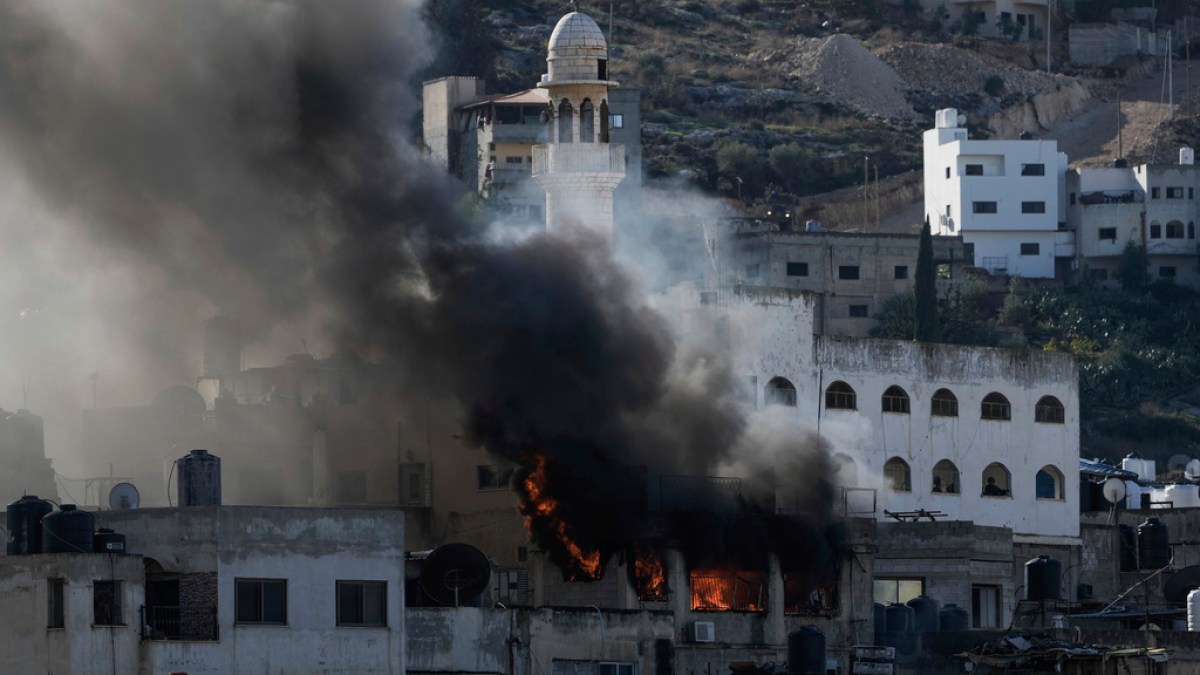 Israel hits Bethlehem in Christmas raids on occupied West Bank | Israel-Palestine conflict News
