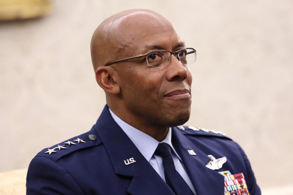 Висшият военен офицер от Съединените щати проведе виртуална среща с