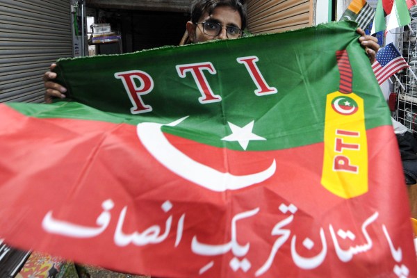 Исламабад, Пакистан: Пакистанската политическа партия Tehreek-e-Insaf (PTI) на бившия премиер