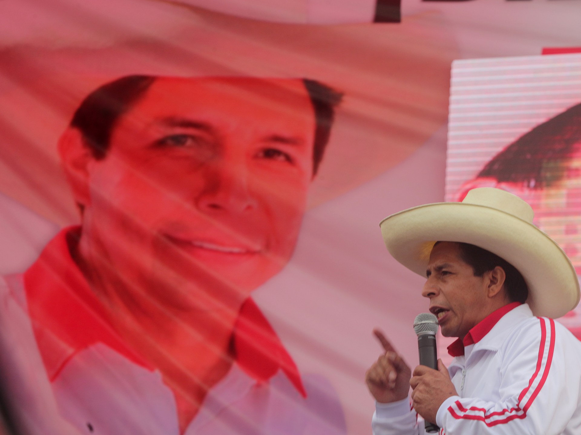 Prosecutors in Peru seek 34-year sentence for ex-President Castillo | Politics News