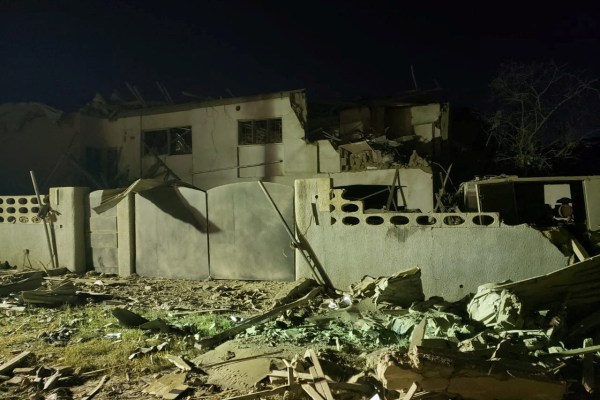 Двама загинали, десетки ранени при експлозия в югозападна Нигерия
