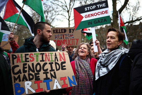 Войната на Израел срещу Газа предизвика война срещу свободата на словото на Запад