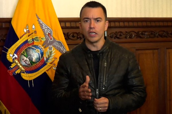 Еквадор обяви извънредно положение, полицейски час, след като наркобарон избяга от затвора