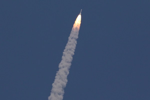 Индийската слънчева мисия Aditya-L1 достигна слънчевата орбита