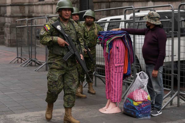 Насилието на наркобандите в Еквадор: хронология на неотдавнашната криза