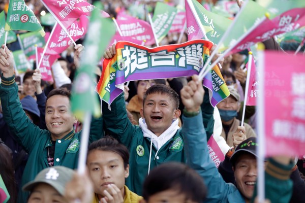 Уилям Лай Чинг те спечели президентските избори в Тайван въпреки предупрежденията