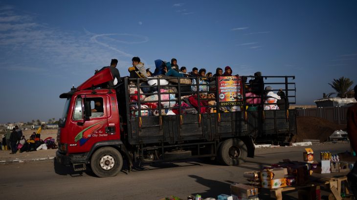 Palestinians in a truck arriving in Rafah to escape Israeli bombing
