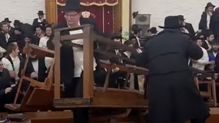 Arrests at Jewish synagogue in New York