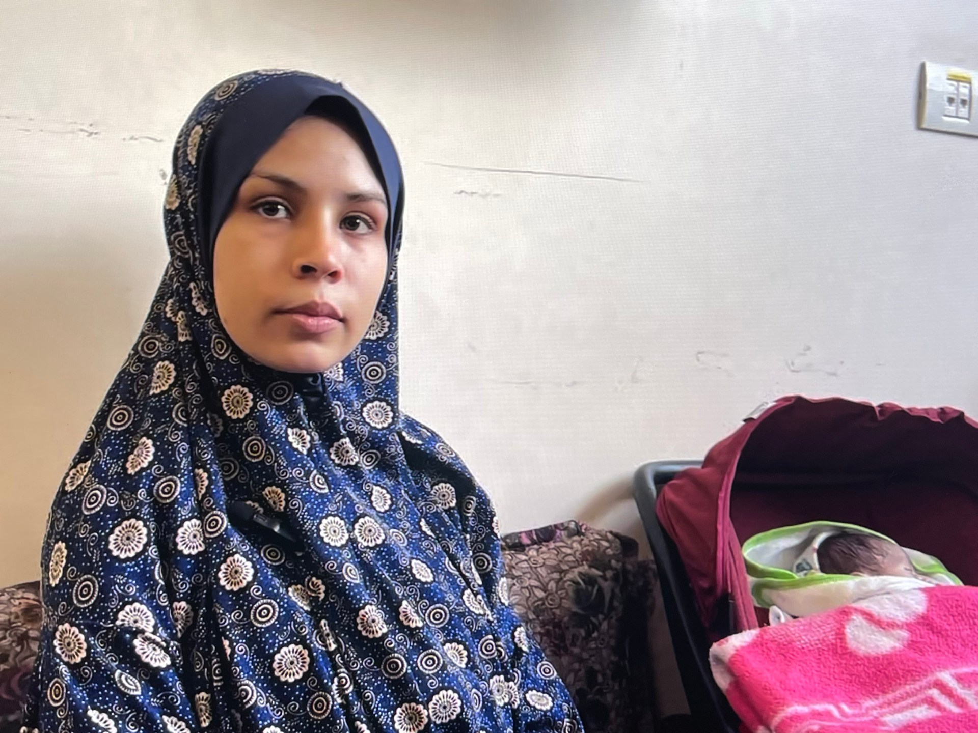 İsrail’in Gazze savaşı esnasında doğum icra eden annelerin sevincinin yerini travma aldı