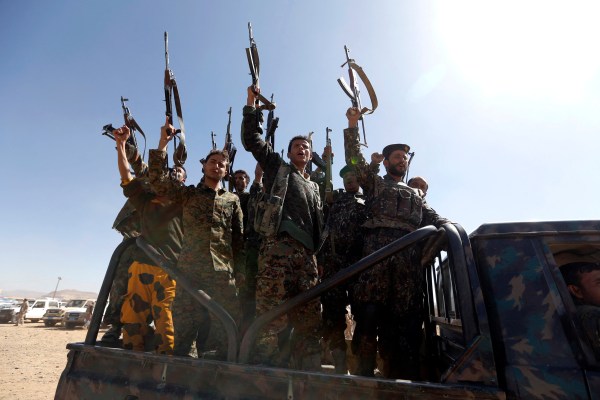 Бунтовниците хуси в Йемен са ударили притежаван и управляван от