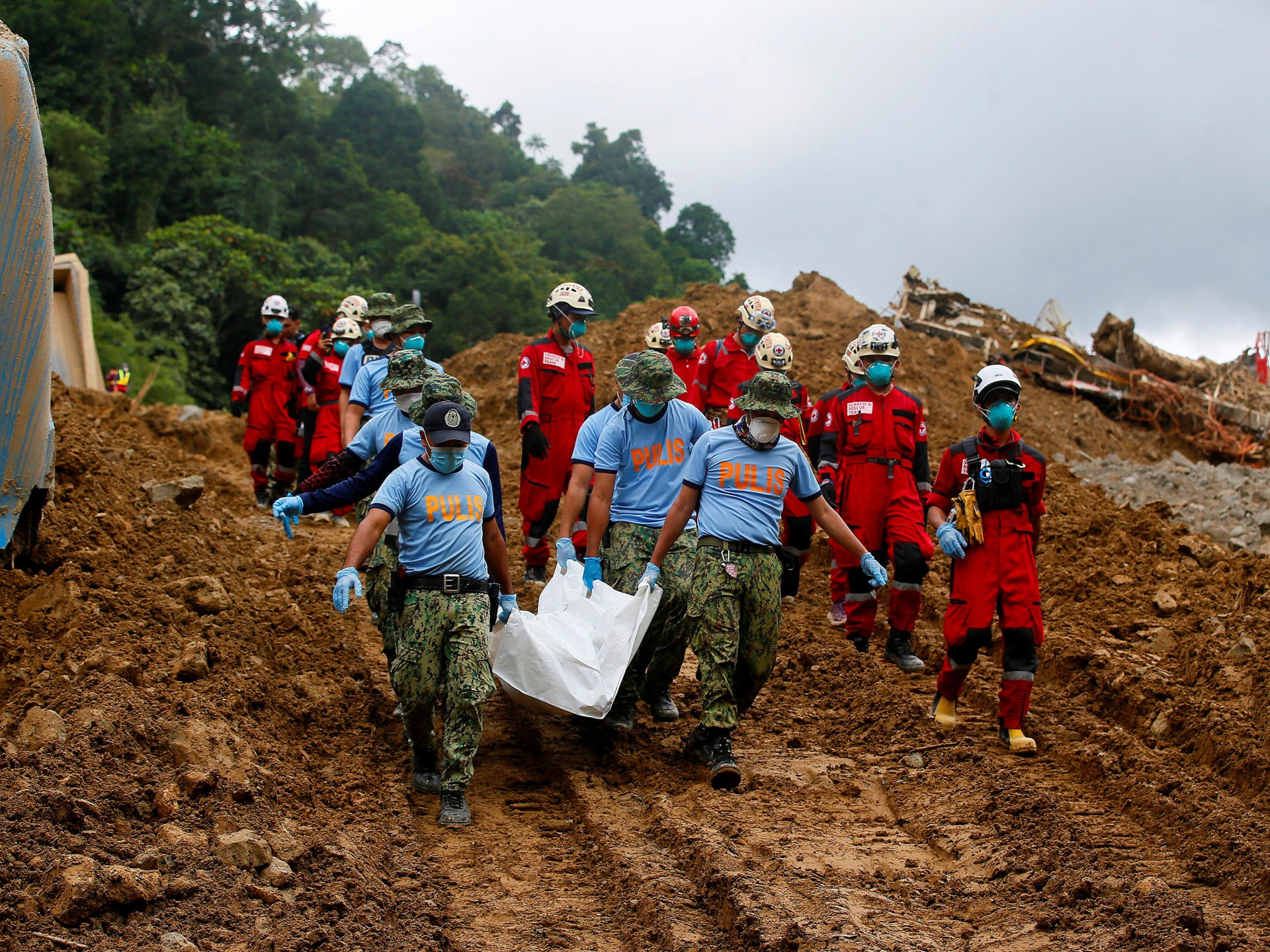 Death toll rises to 54 in southern Philippines landslide