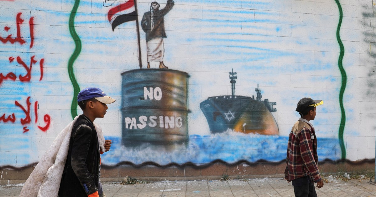 Les Houthis ordonnent une « interdiction » des navires liés à Israël, aux États-Unis et au Royaume-Uni dans la mer Rouge |  Nouvelles des Houthis