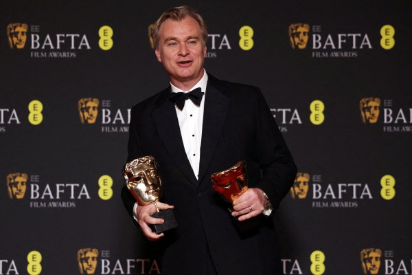 Опенхаймър триумфира на филмовите награди BAFTA 2024