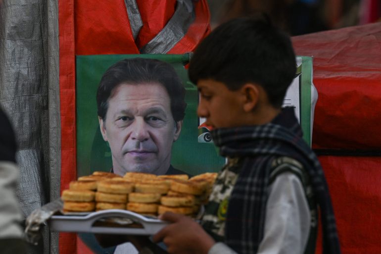 Il tribunale pakistano sospende la pena detentiva di Imran Khan nel caso di regali statali