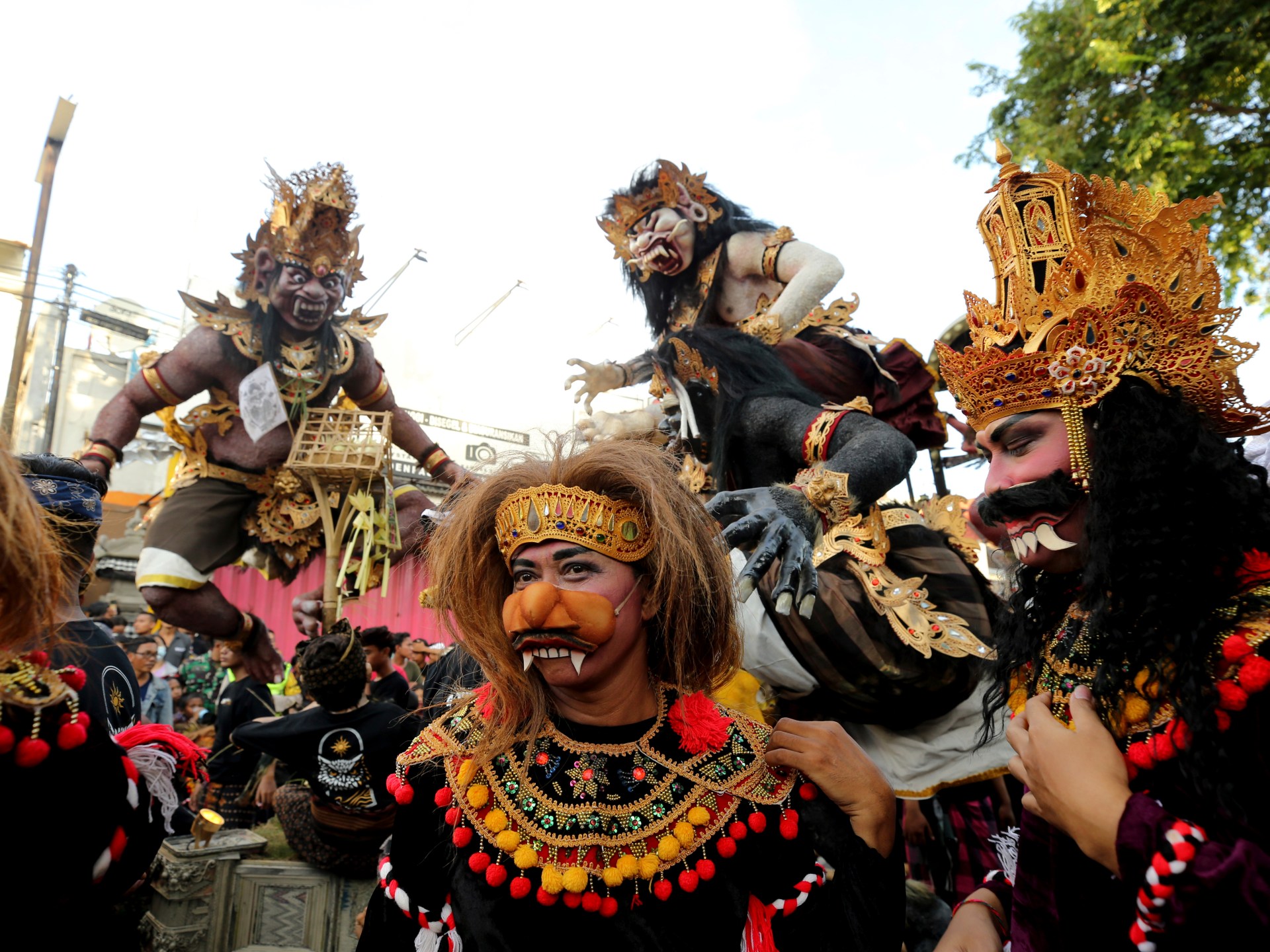 Old ways survive in Bali despite mass tourism, but for how long? | Arts and Culture News