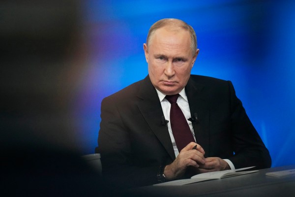 В интервюто на Тъкър Карлсън Путин казва, че Русия не може да бъде победена в Украйна