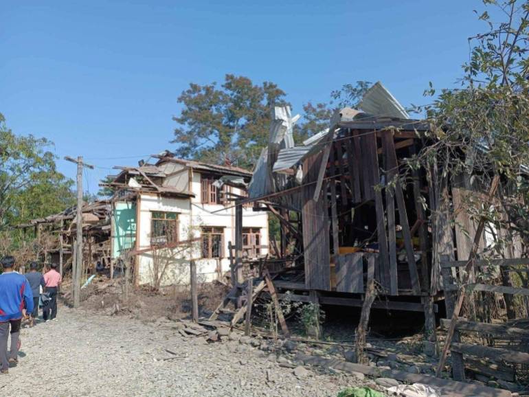 Des bâtiments à Kanan laissés en ruines par les attaques