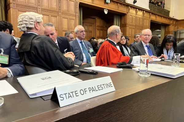 Палестина настоява за прекратяване на израелската окупация на изслушванията в ICJ