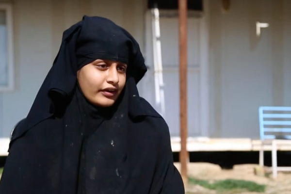 Шамима Бегум британската гражданка която пътува до Сирия като ученичка