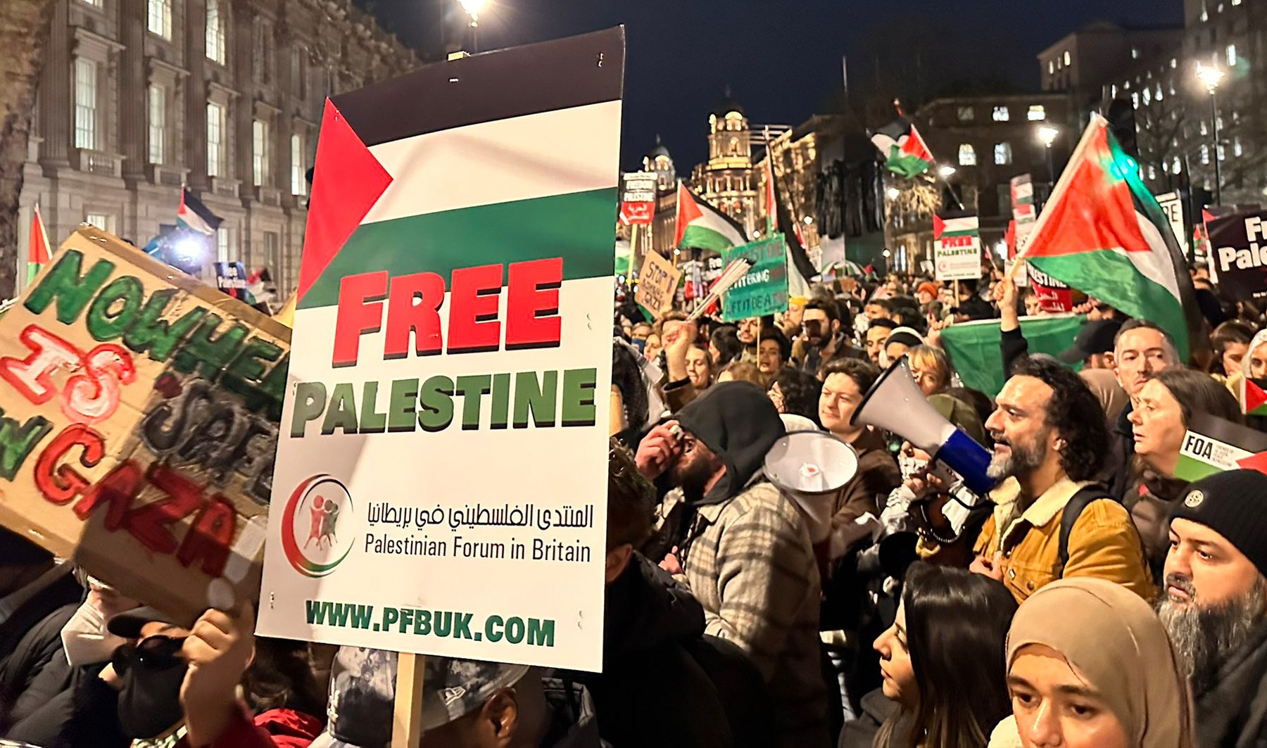 Protests outside UK PM Sunak’s residence to demand Gaza ceasefire | Gaza