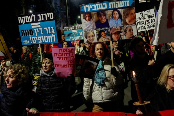 Огромни протести в Израел казват на Нетаняху да напусне, ще се случи ли това?