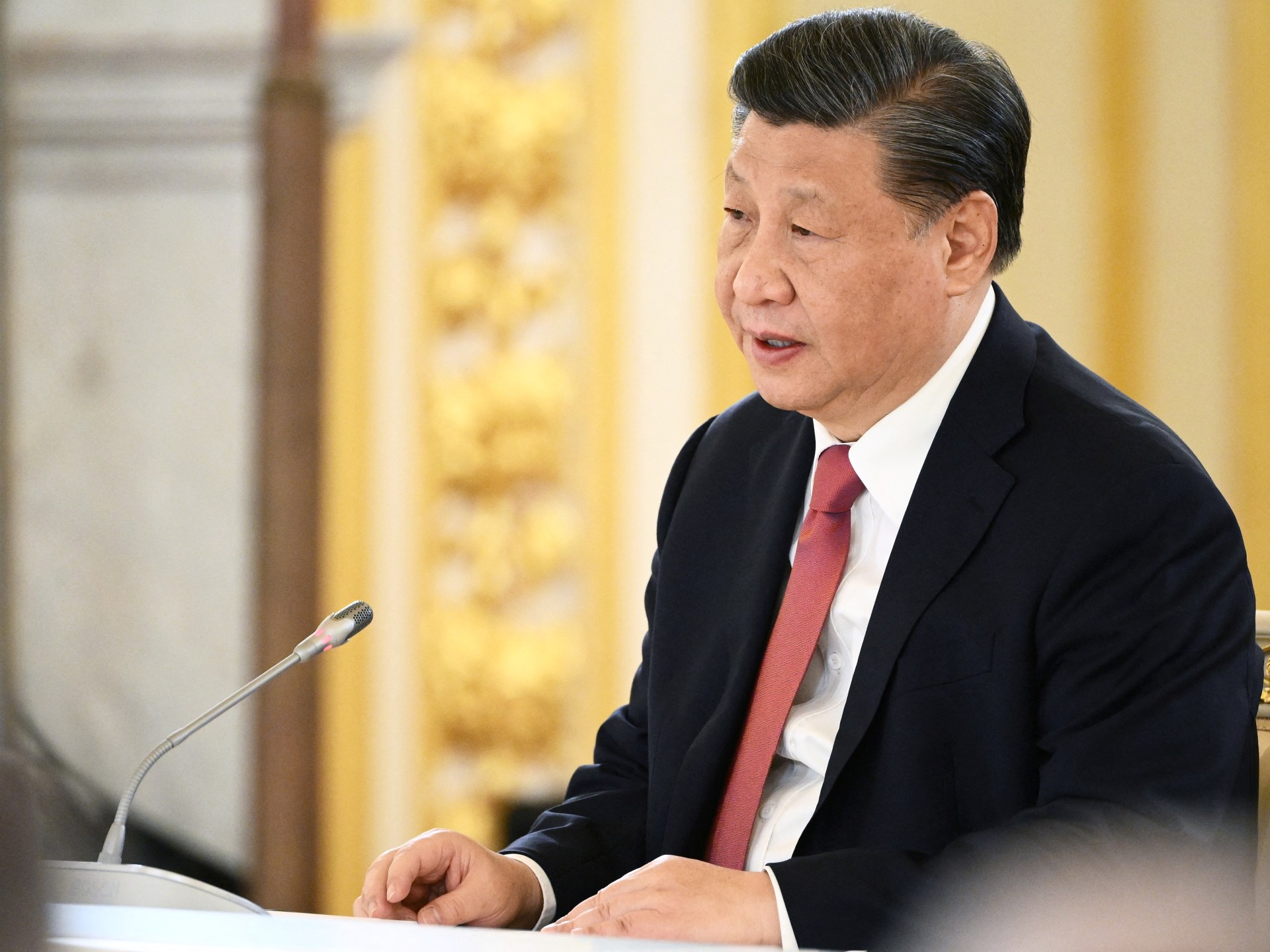中国国家主席在经济紧张局势中会见外国商界领袖商业和经济新闻