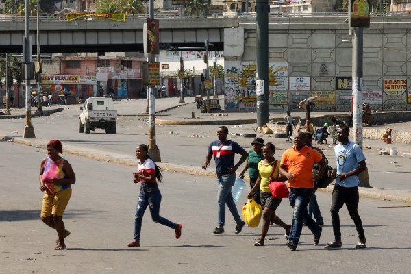 ООН предупреждава, че нарастването на груповото насилие излага на риск бременните жени в Хаити