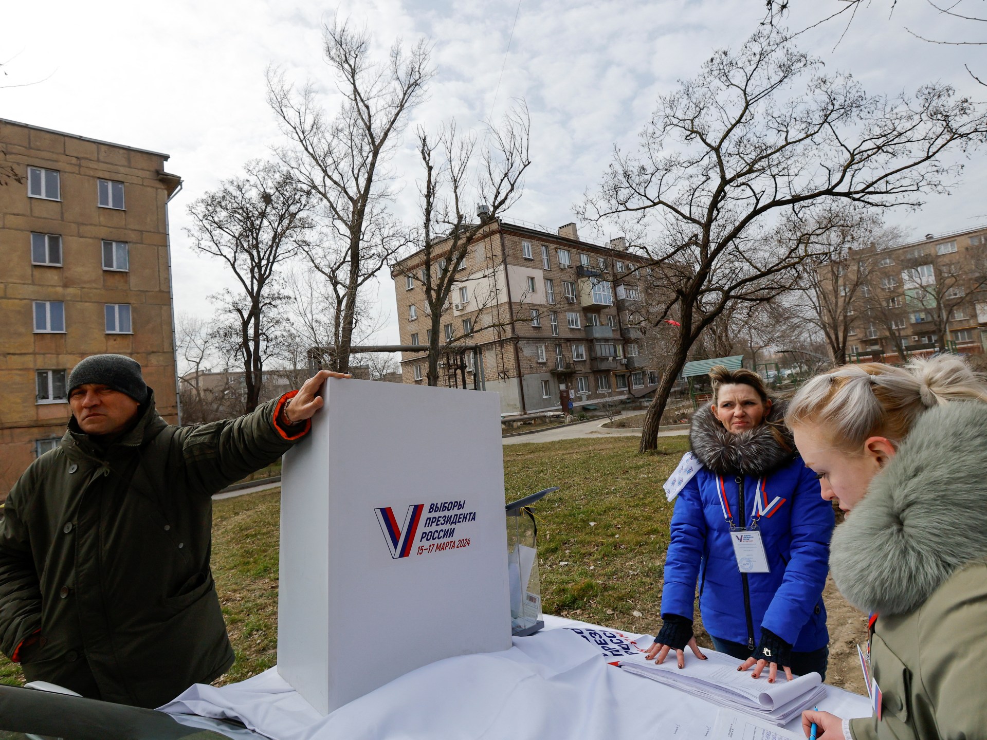 At gunpoint, Ukrainians in occupied regions vote in Russia’s election | Russia-Ukraine war News