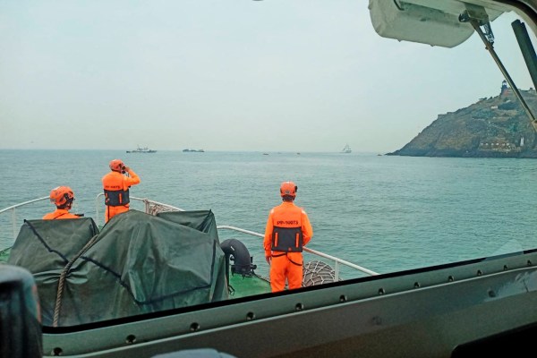 Тайван се присъединява към спасителната мисия на Китай след преобръщане на лодка близо до Кинмен