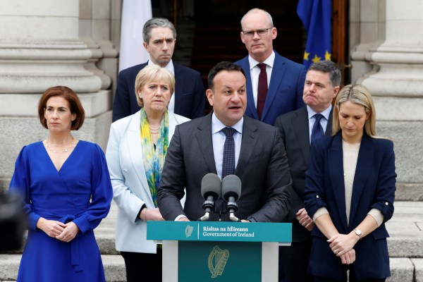 Защо Лео Варадкар внезапно подаде оставка като министър-председател на Ирландия?