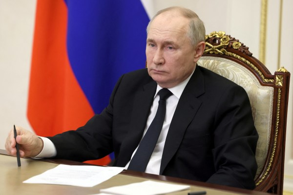 Руският президент Владимир Путин казва за първи път, че радикални